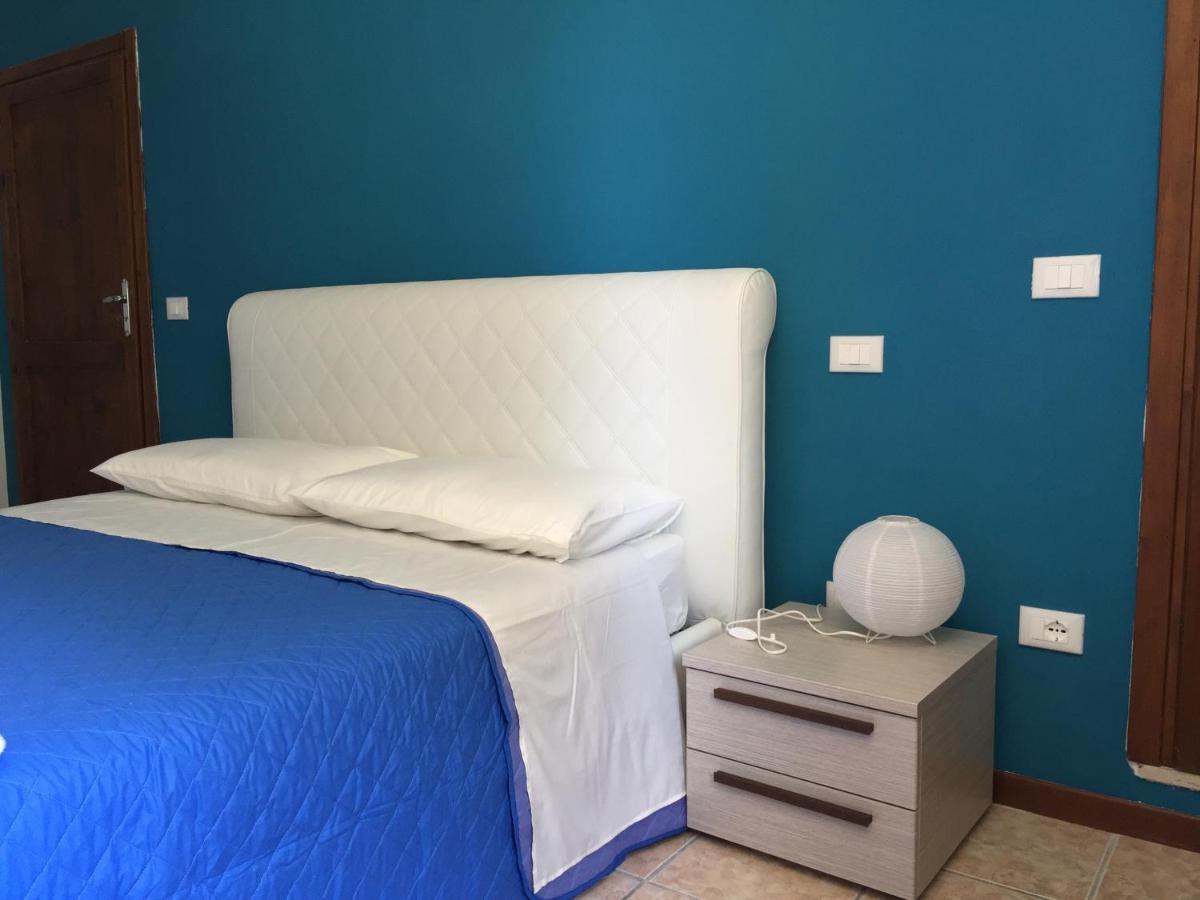 La Chicca B&B Ривоторто Экстерьер фото