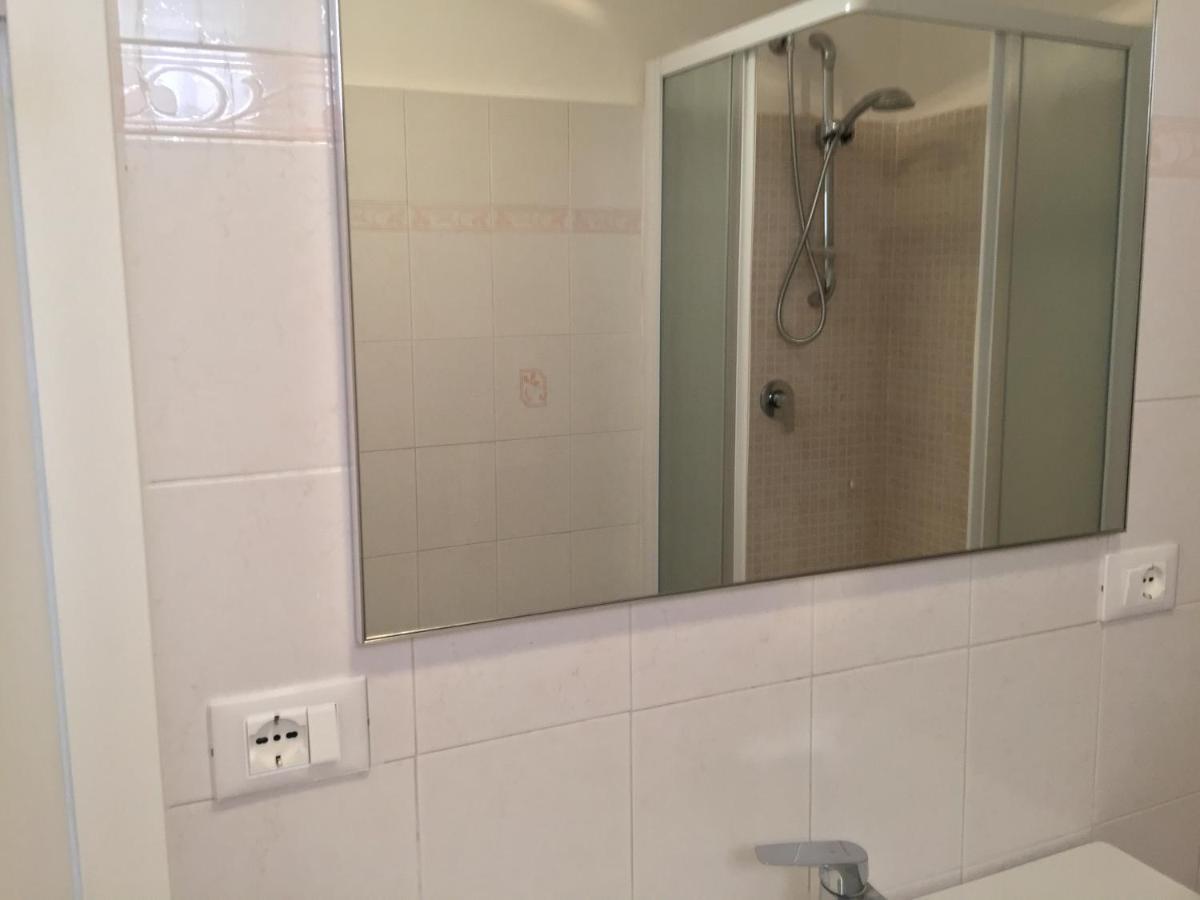 La Chicca B&B Ривоторто Экстерьер фото