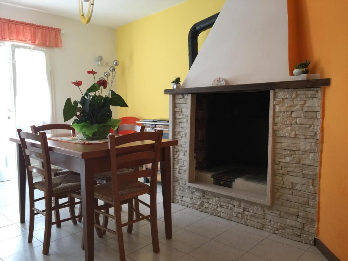 La Chicca B&B Ривоторто Экстерьер фото